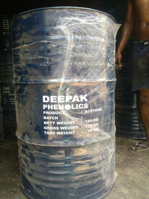 Liquid Acetone solvent