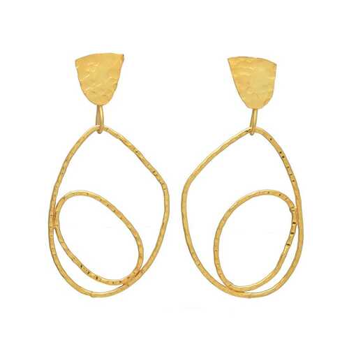 woman golden designer earring set