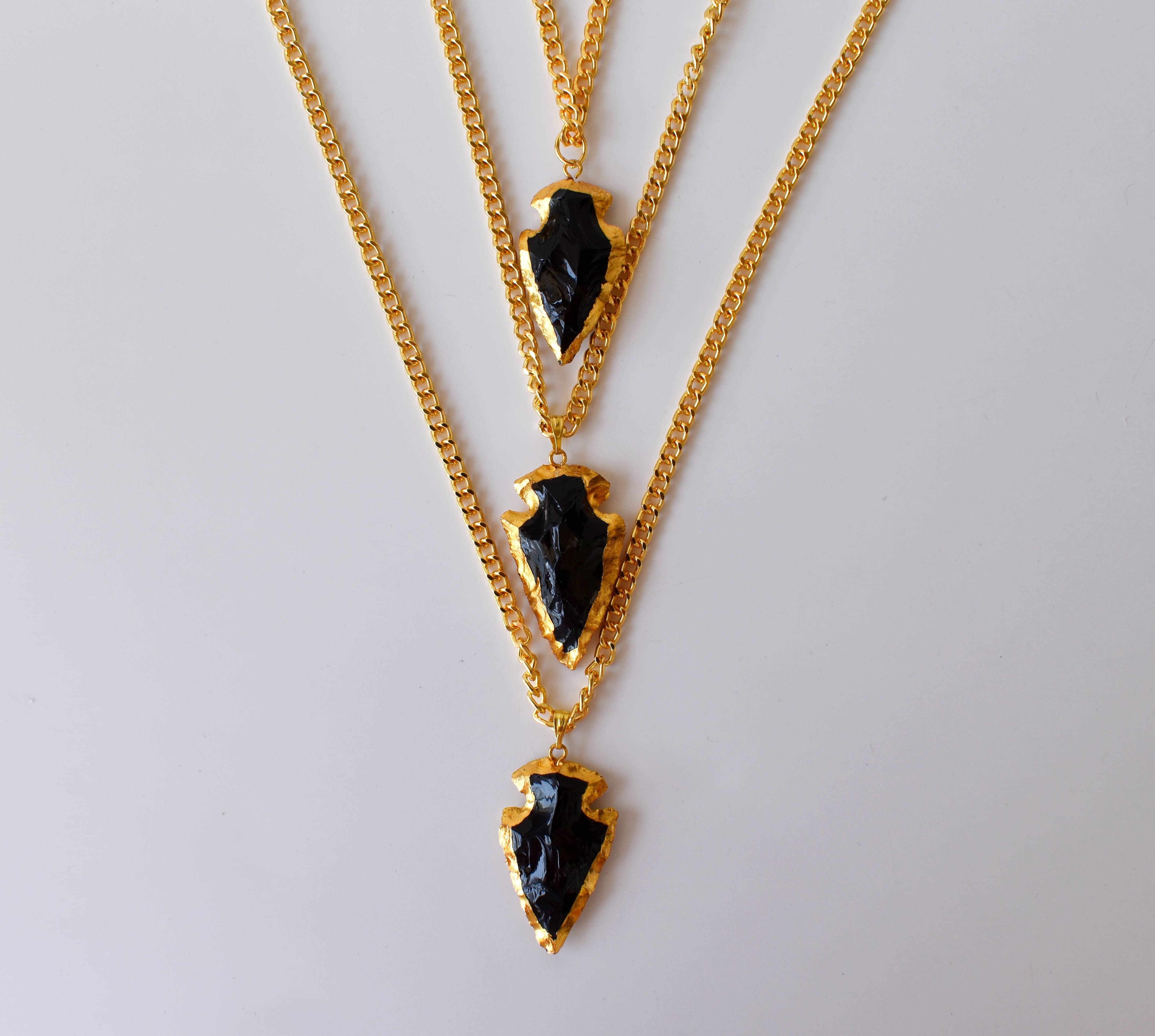 Black Obsidian Rough Stone Pendants Arrowhead Pendants Natural Electroplated Golden Crystals with Chain