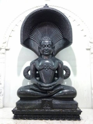 Jain marble statue