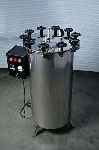 Vertical Autoclave