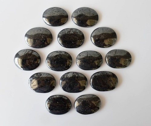 Hematite Flat Stone, Polished Oval Flat Stone for Calming Crystal, Anxiety Relief