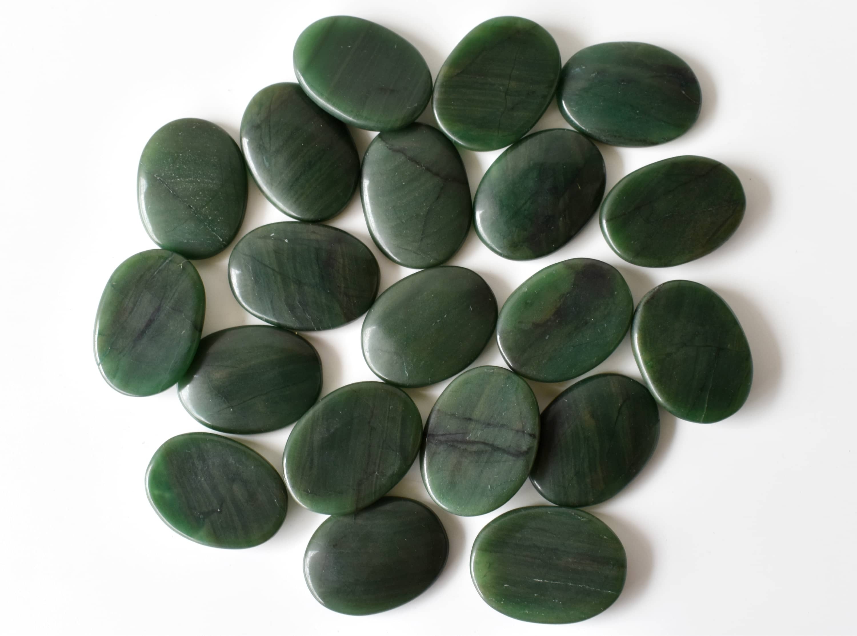 Green Jade Flat Stone, Polished Oval Flat Stone for Calming Crystal, Anxiety Relief