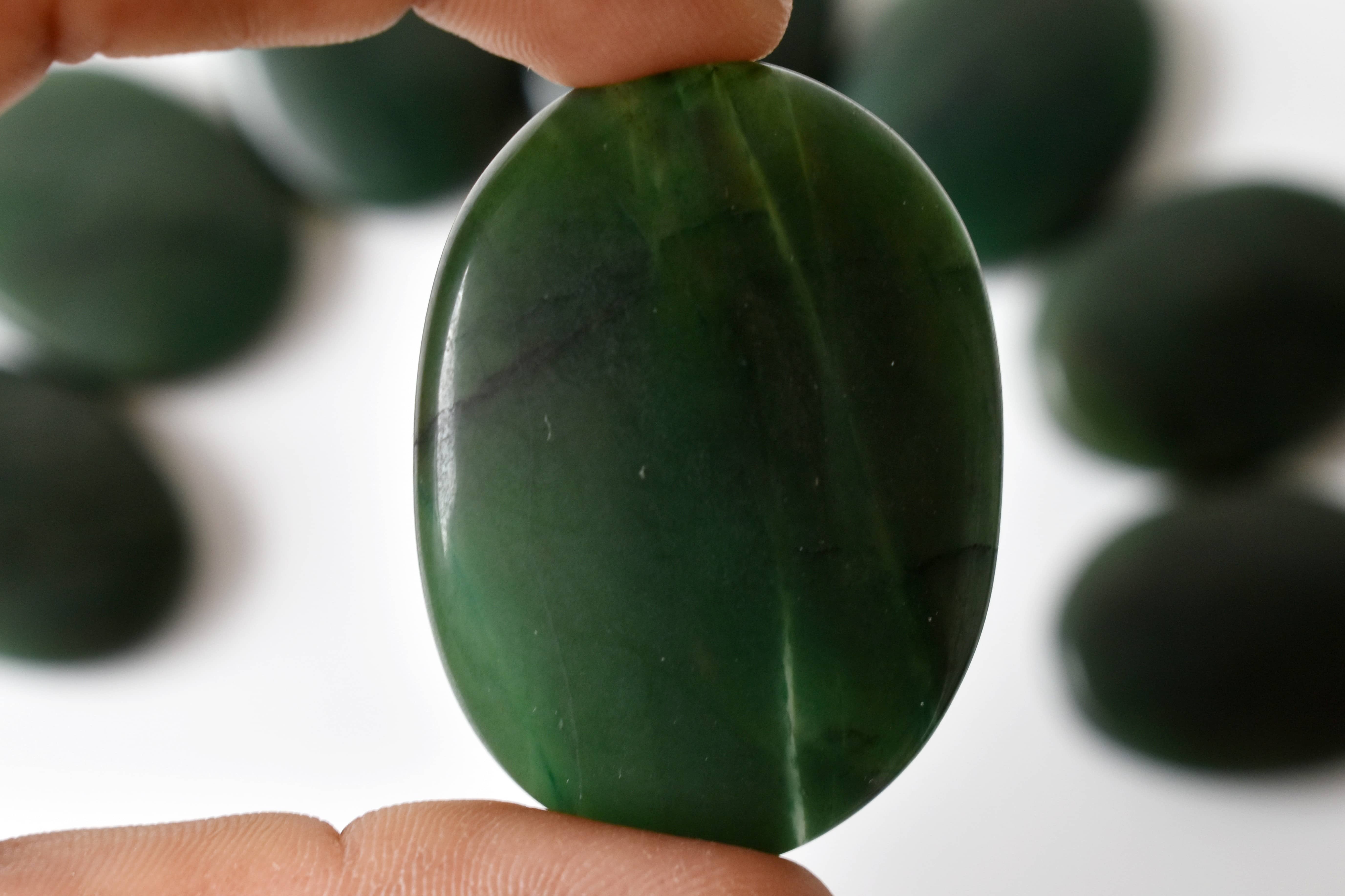 Green Jade Flat Stone, Polished Oval Flat Stone for Calming Crystal, Anxiety Relief