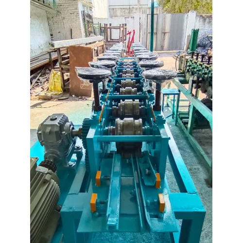 Fully Automatic Rolling Shutter Strip Making Machine