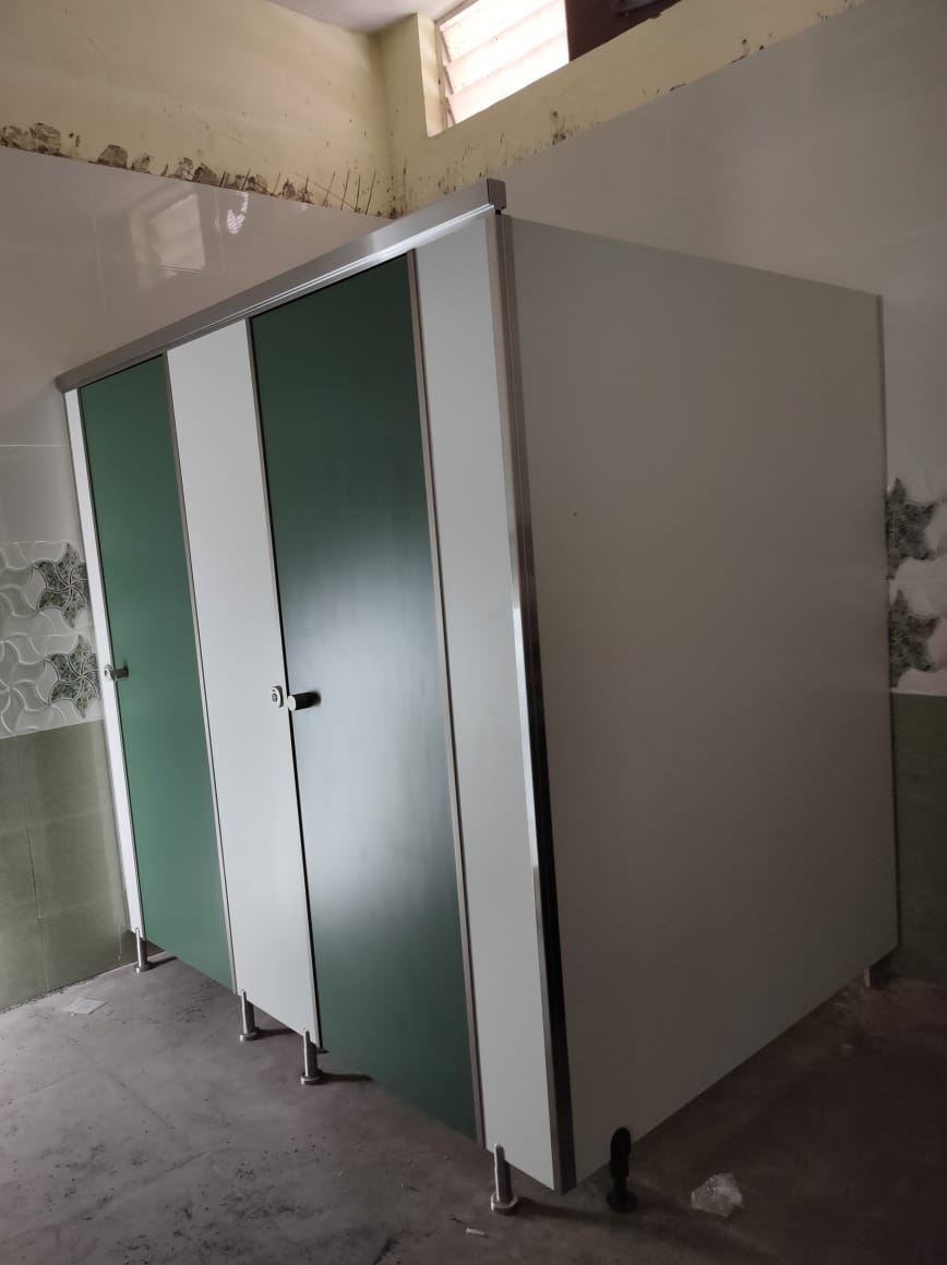 Ss Rest Room Toilet Cubicles - Color: As Per Requirement