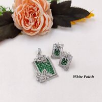 Beautiful Modern American Diamond Locket set