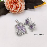 Beautiful Modern American Diamond Locket set