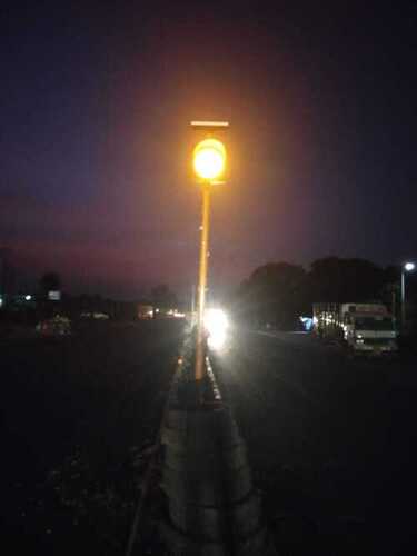 Yellow Solar Road Blinker Light - Color: Amber / Red / Green