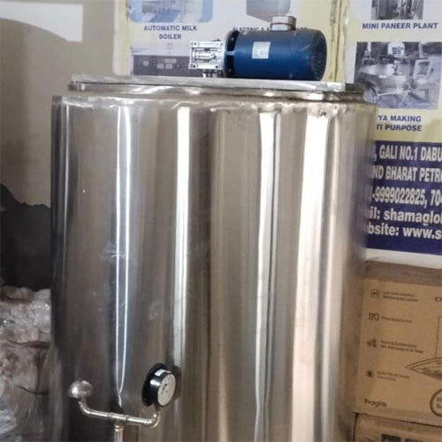 Milk boiling machine