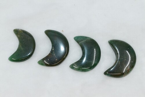 Green Jade Gemstone Moon , Crystal Moon , Carved Moon ,Healing Crystal -