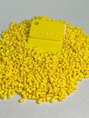 Yellow masterbatch