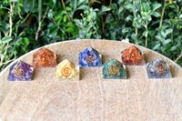 7 Chakra Orgone Pyramids Set, 7 Chakras Crystals Gift Set