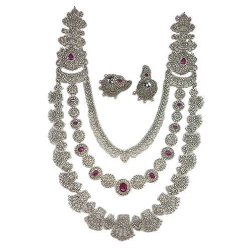 Gorgeous Stylish Big Long  Necklace Set Gender: Women