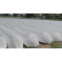 Woven Ground Cover - Hdpe Material, Large Greenhouse Size, Air Cooling System , Manual Temperature Monitoring For Crop Protection And Growth Enhancement