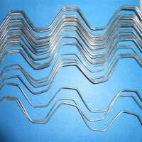 G I Zig Zag Springs - Galvanized Iron, 1.5 m Length, 2.5 mm Size | Rust-Resistant, Silver Color, Versatile for Agricultural Applications