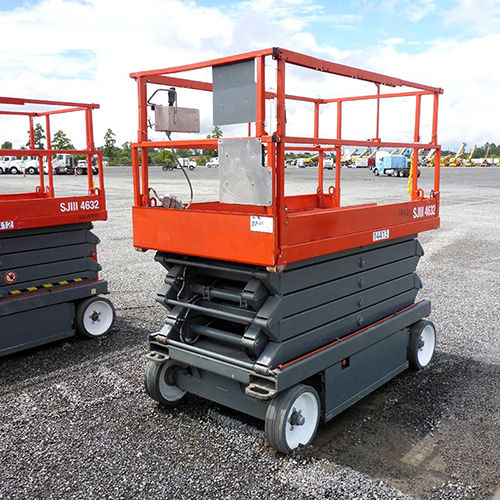 Scissor Lifts - 14-20 Meters High, Strong and Easy to Operate | Electric Powered, High Quality, Excellent Condition