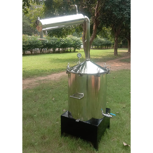 ESSENTIAL OIL STEAM DISTILLATION UNIT 