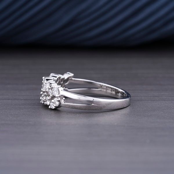 BEAUTIFUL LADIES RING 18KT WHITE GOLD 0.72ct Lab Grown Diamonds