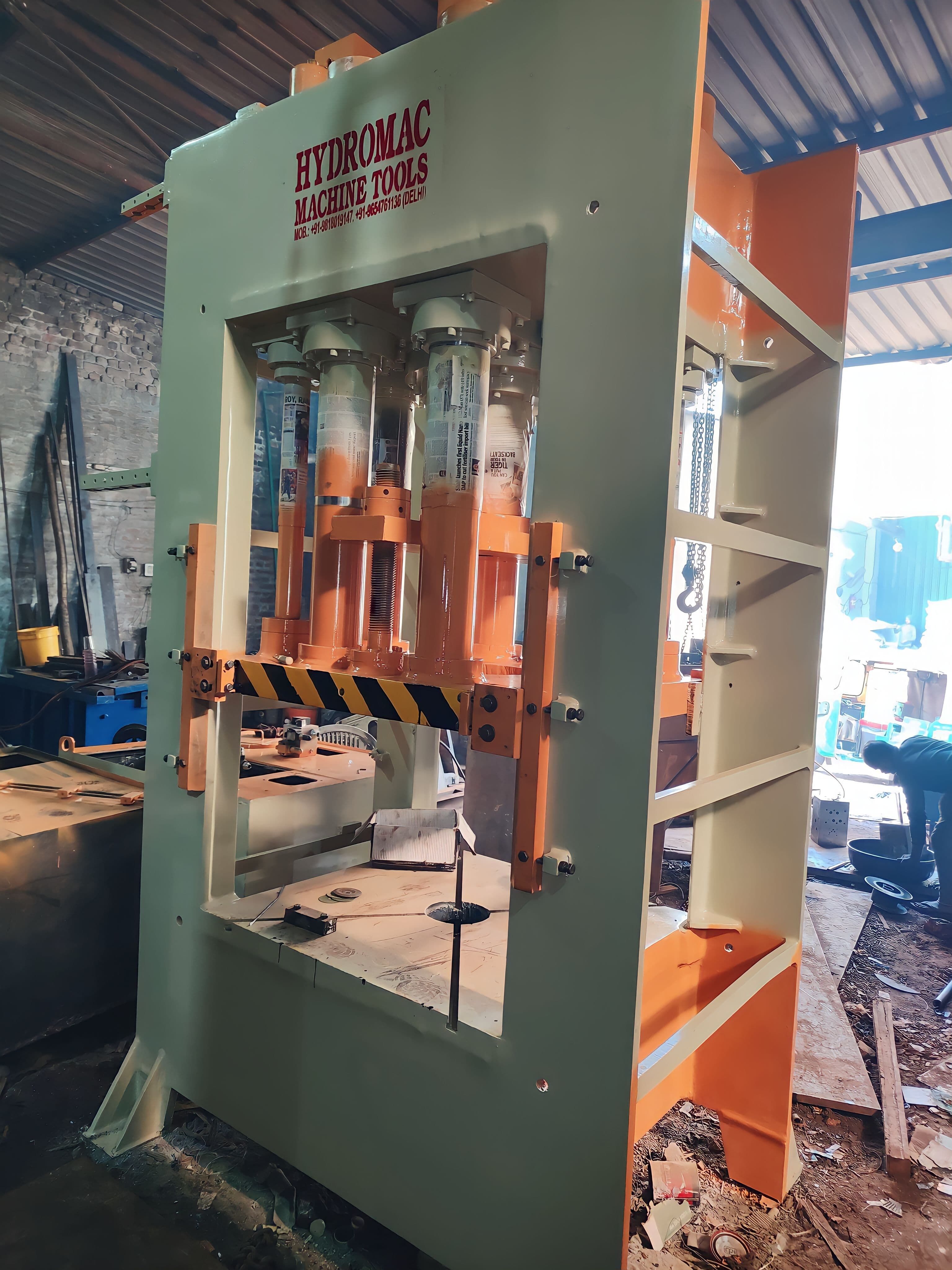 Hydraulic Deep Drawing Press Machine 100ton