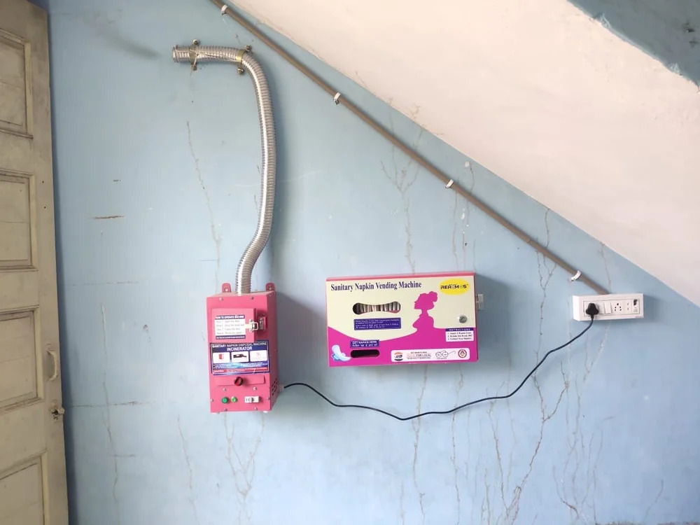 Sanitary Napkin Vending Machines 100 Pad