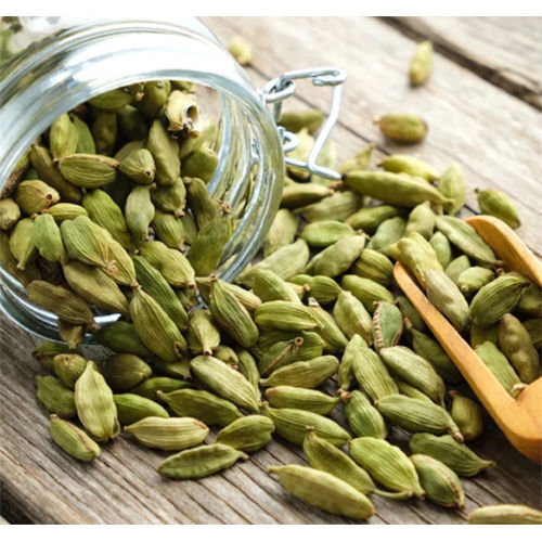 Premium Green Cardamom Grade: Food Grade