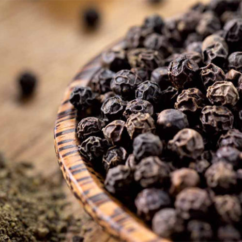 Premium Black Pepper Grade: Food Grade