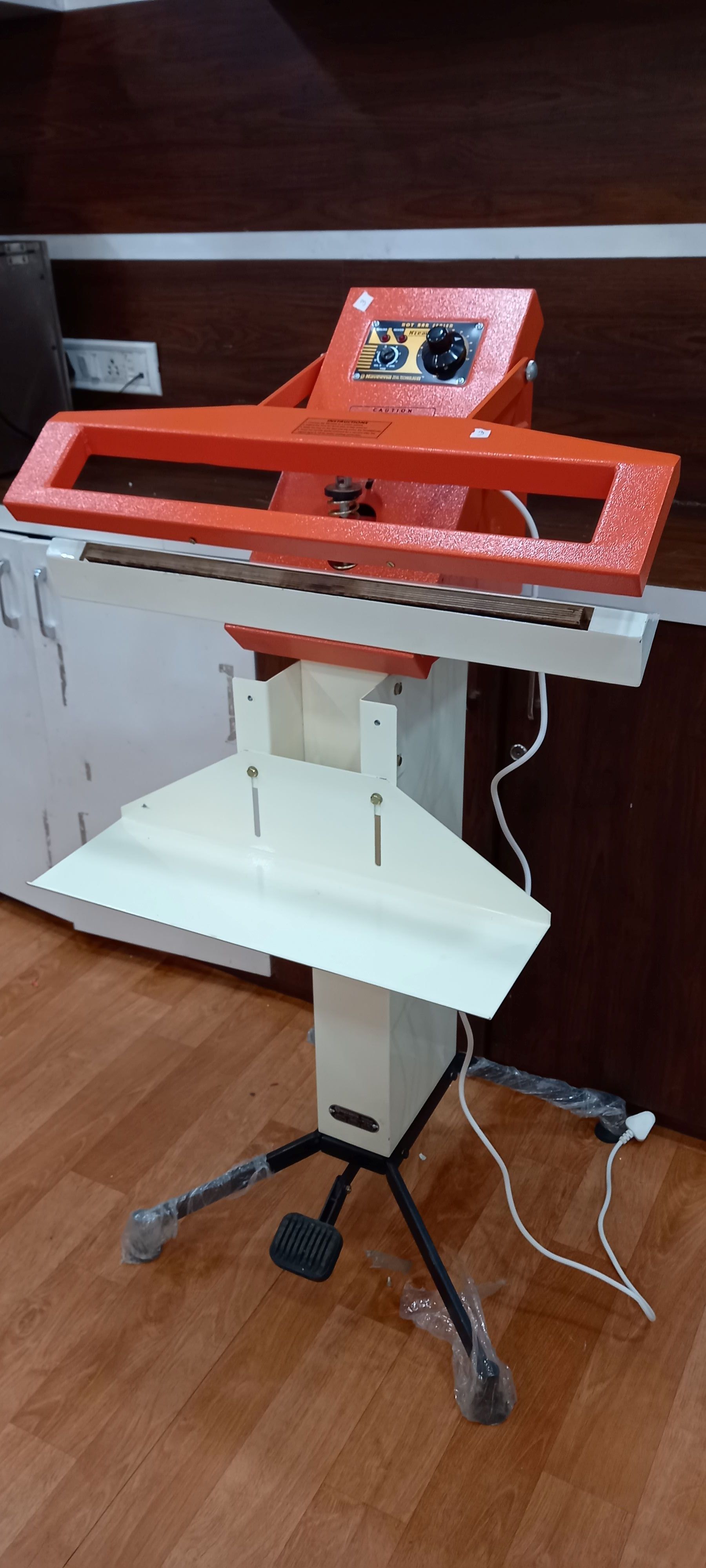 Foot Operated Heat Sealer Machine