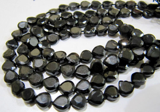 Natural Black Spinel Heart Shape Faceted 5 to 6mm Beads Strands 13 inch long