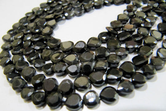 Natural Black Spinel Heart Shape Faceted 5 to 6mm Beads Strands 13 inch long