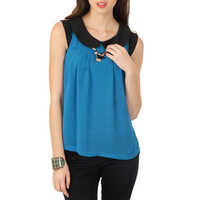 Ladies Casual Top - Color: Multicolor