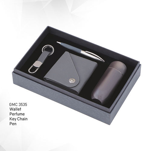 Qatar promotional gift set