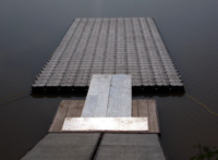 Half Floating Cube - Automatic Grade: Automatic