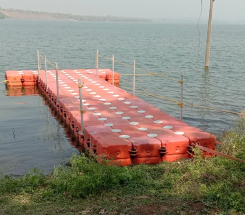 HDPE floating cube