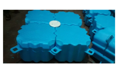 floating cubes