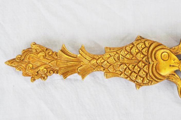 Brass Metal Hand Carved Fish Figure Havan Spoon/oil lamp