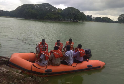 Orange Litmus 3.8m Inflatable Boat/ Indian Inflatable Boat/ Rescue Inflatable Boat/ Emergency Inflatable Boat/flood Rescue Boat/ Pvc Boat/