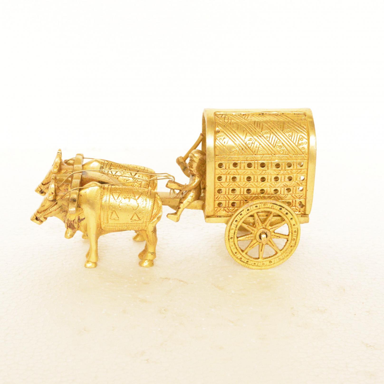 aakrati Bullock Cart for gift and decor made of brass Decorative Showpiece -  (Brass, Yellow)