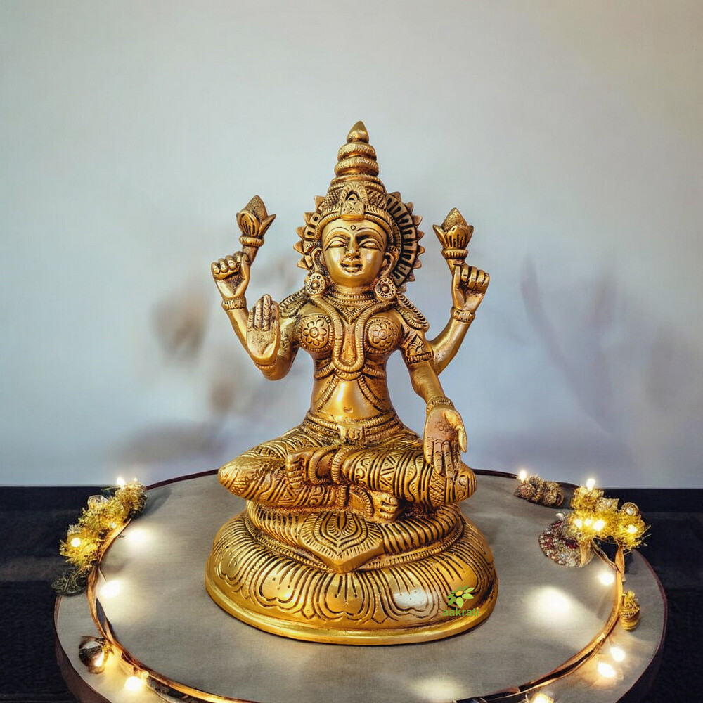 aakrati Goddess Laxmi Reliogious Statue For Wealth And Fortune Decorative Showpiece - 20 cm  (Brass, Yellow)