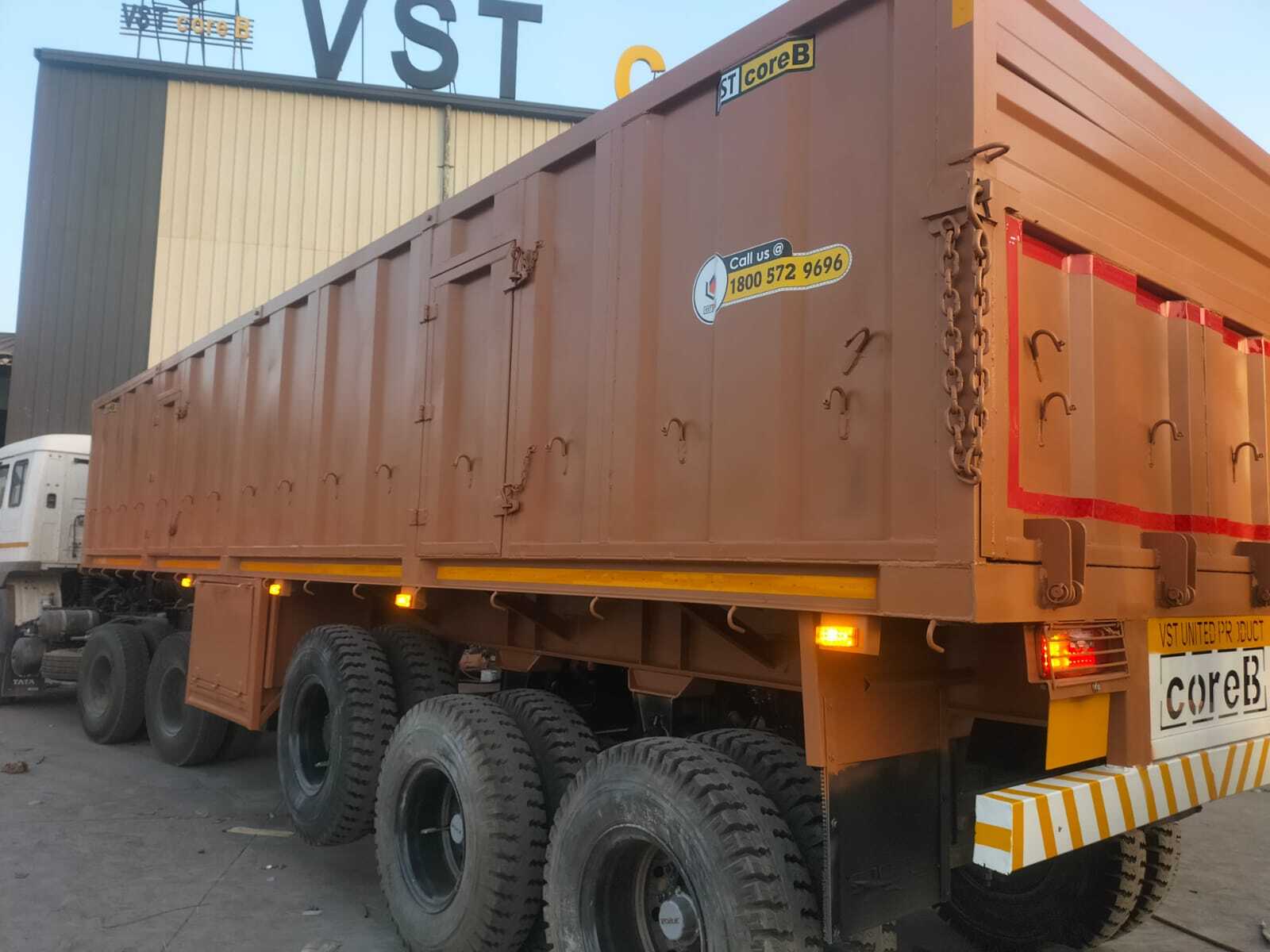 Side Wall Trailer Domex