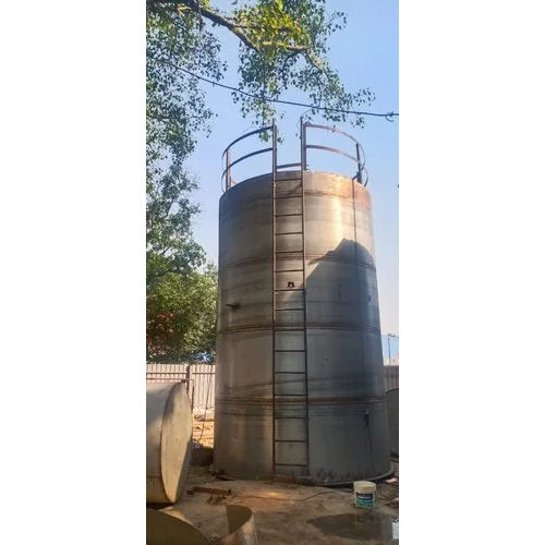 Vertical Storage Tank Application: Industrial