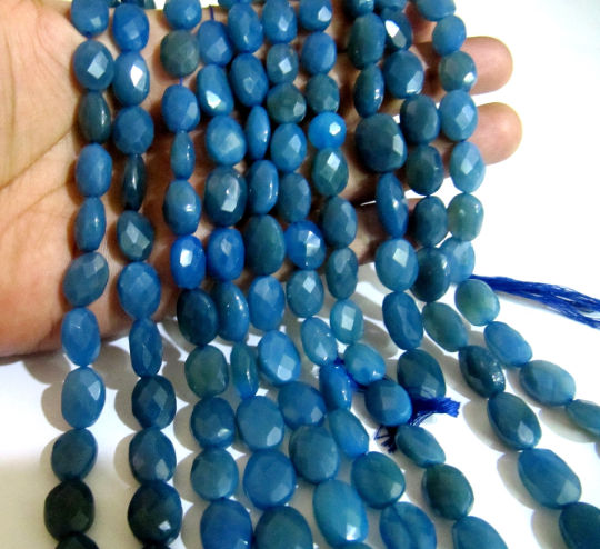 Natural Blue Chalcedony Oval shape Faceted 10x12mm to 12x15mm Beads Strand 10''long