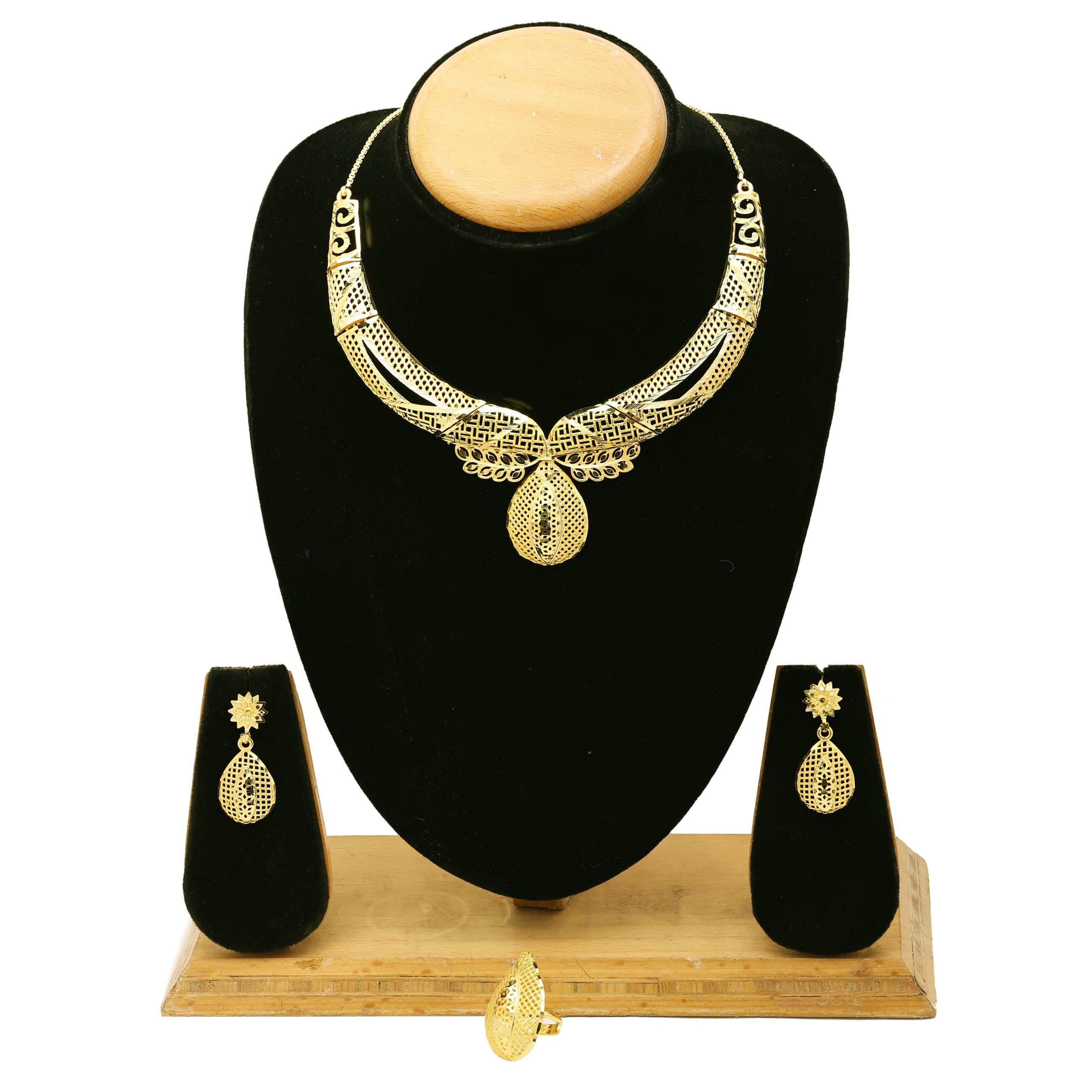 Delicated Filigreed Leaf Oval Forming Choker Necklace Set