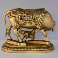 aakrati Brass Cow and Calf Oval Base Statue Decorative Showpiece - 13 cm  (Brass, Yellow)