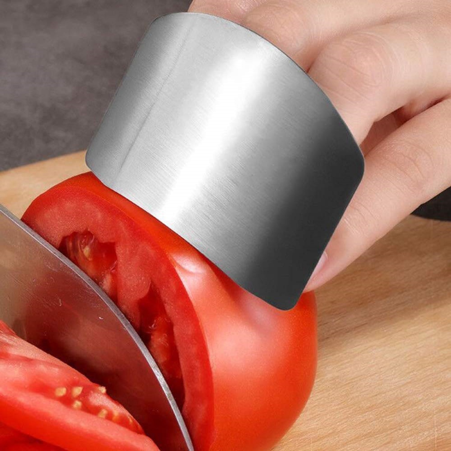 STAINLESS STEEL FINGER PROTECTOR.
