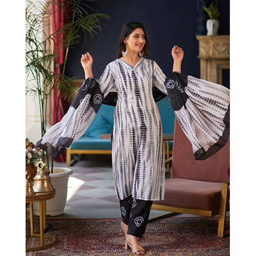 Women Printed Viscose Rayon Kurta, Pant And Dupatta Set