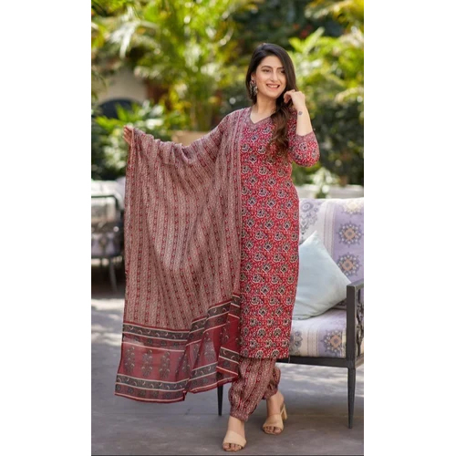 Maroon, Black, White Floral Print, Printed Viscose Rayon Kurta, Pant And Dupatta Set