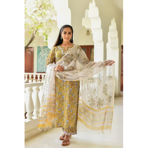 Women Light Green Floral Print Viscose Rayon Kurta, Pant And Dupatta Set