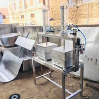 Ss304 Paneer Press Machine - Color: Silver