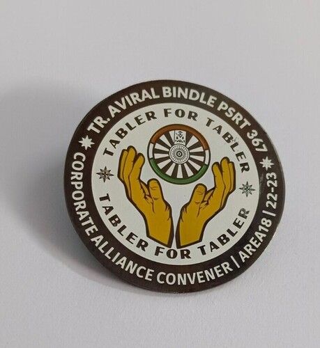 Round table lapel pin 